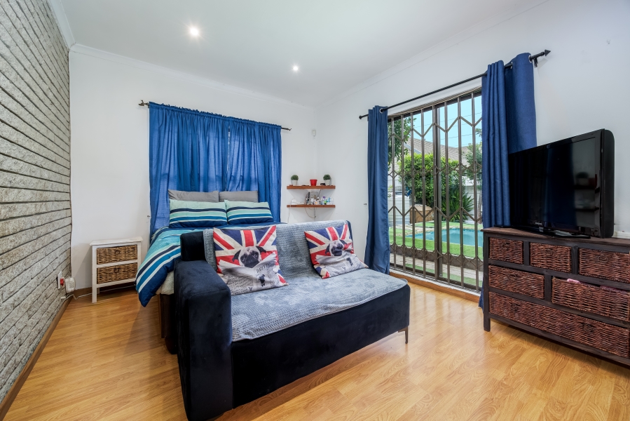 3 Bedroom Property for Sale in Jakarandas Western Cape